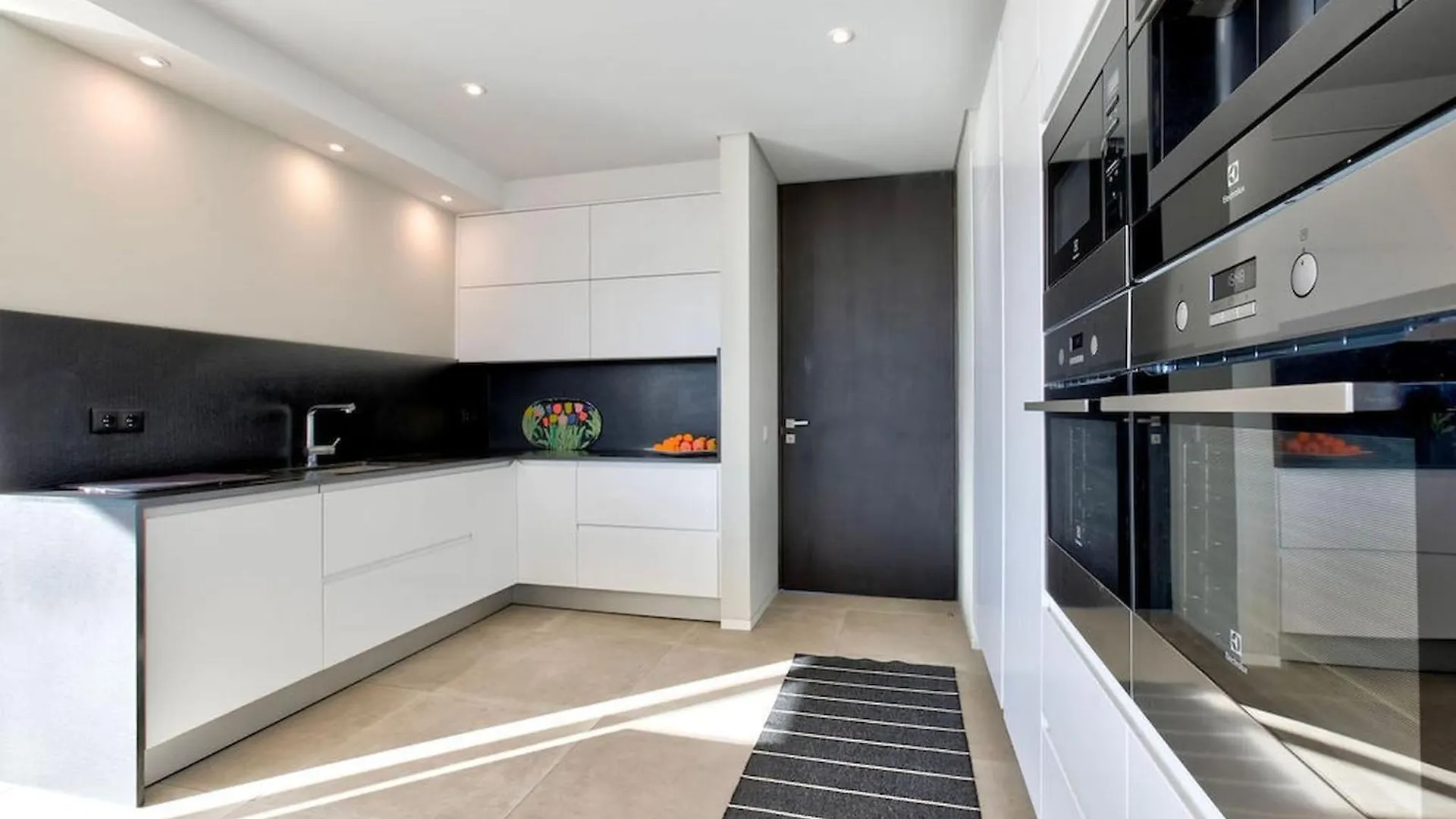 Villa 2 Rua Das Palmas - Luxurious, Stylish & Modern Carvoeiro  Portugal