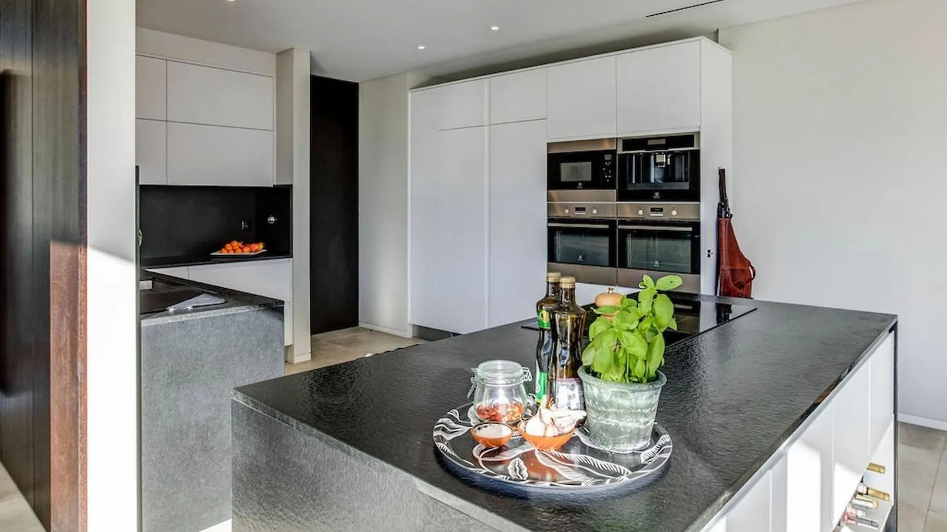 Villa 2 Rua Das Palmas - Luxurious, Stylish & Modern Carvoeiro